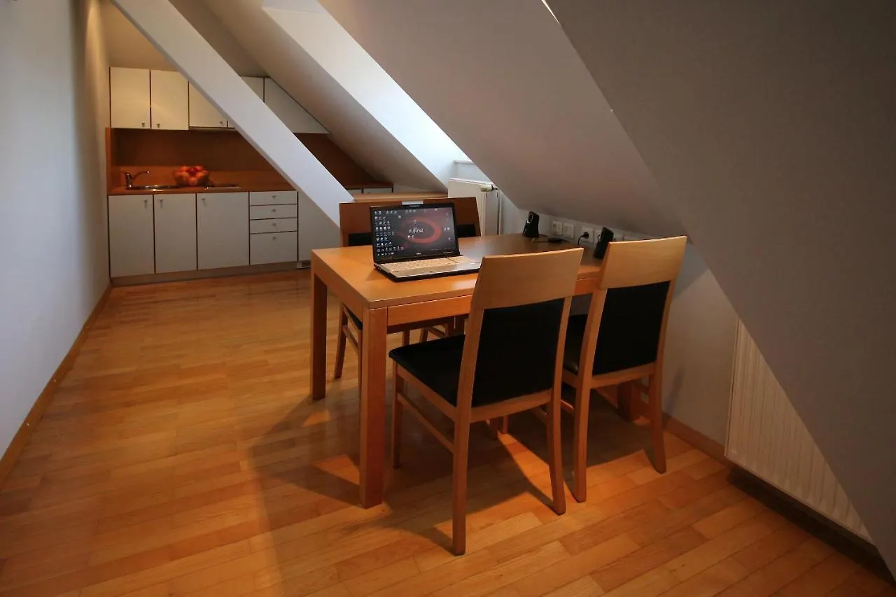 Apartments Villa Boltez Kranj