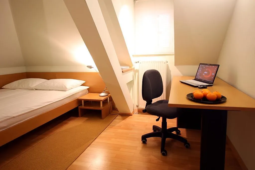 Apartments Villa Boltez Kranj