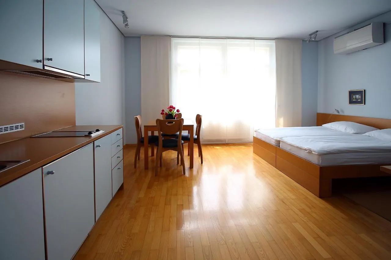 Apartments Villa Boltez Kranj